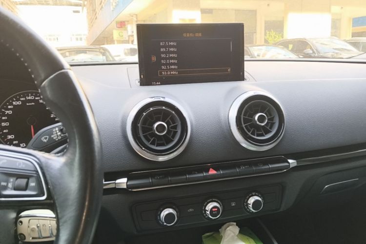 Audi A3 2019 immagine di auto #15