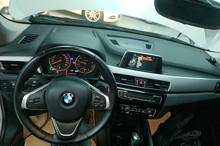 BMW X1 2017 #10 BMW X1 2017 car image #10