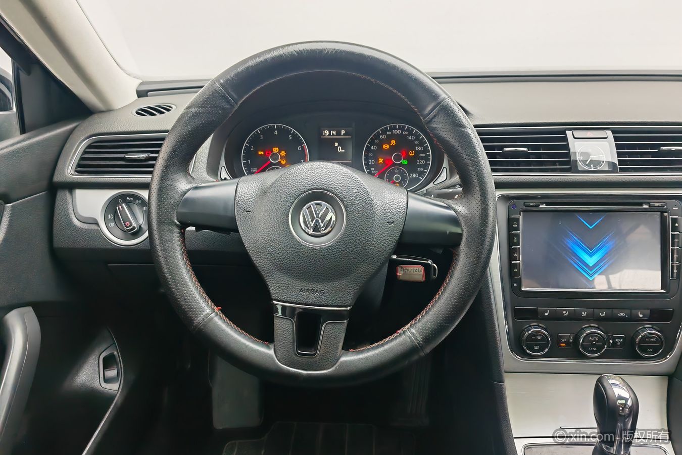 Volkswagen Passat 2014 #11 Volkswagen Passat 2014 car image #11