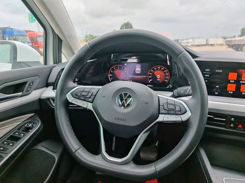 Volkswagen Golf 2022 #5 Volkswagen Golf 2022 car image #5