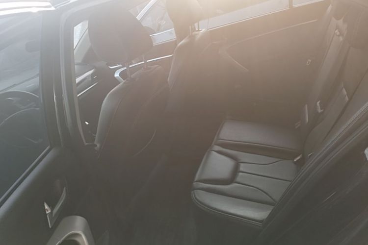 GEELY Emgrand 2017 car image #19