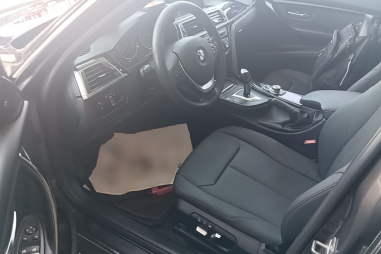 BMW 3 Series 2017 #16 BMW 3 Series 2017 car image #16