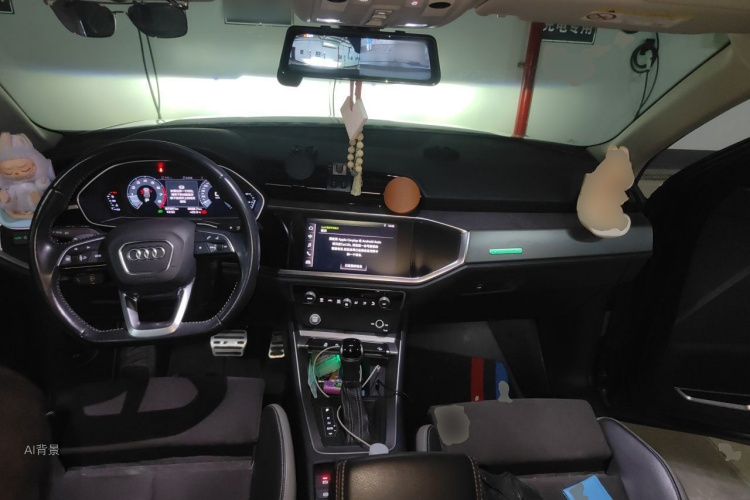 Audi Q3 2019 #11 Audi Q3 2019 car image #11
