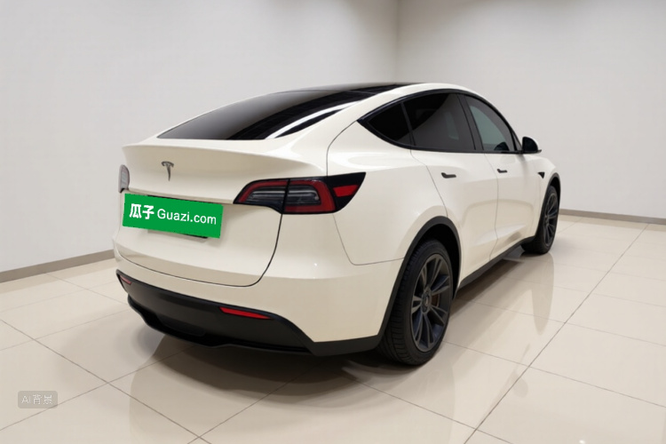 Tesla Model Y 2023 #7 Tesla Model Y 2023 car image #7