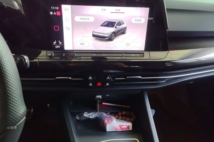 Volkswagen Golf 2023 car image #15