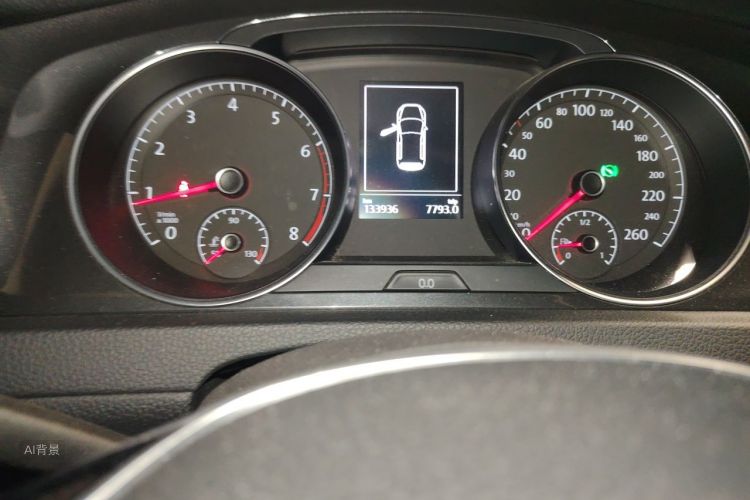 Volkswagen Golf 2018 car image #14