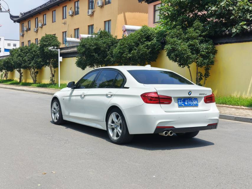 BMW 3 Series 2019 car image #3