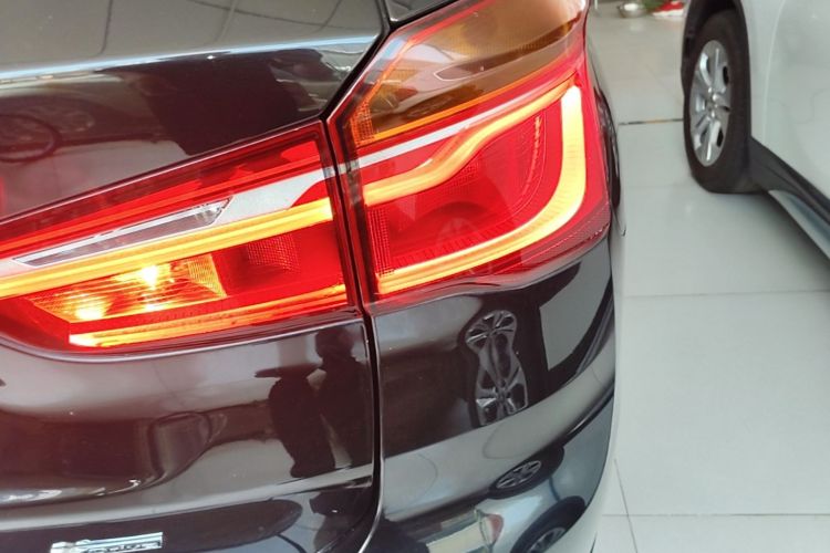 BMW X1 New Energy 2019 #8 BMW X1 New Energy 2019 car image #8