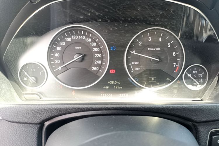 BMW 3 Series 2019 #12 BMW 3 Series 2019 car image #12