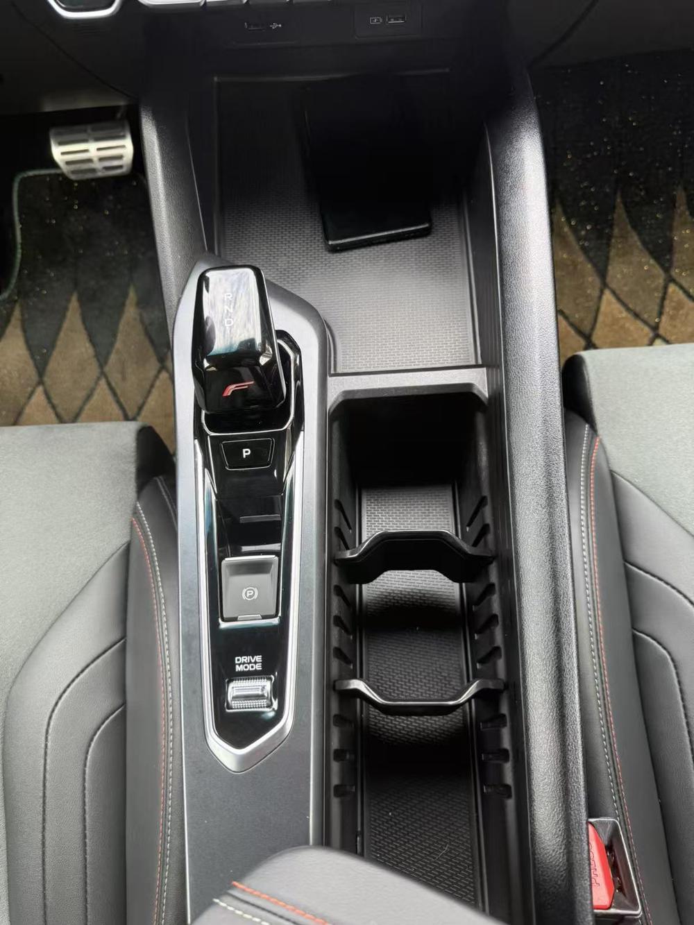 GEELY Binray 2022 car image #12