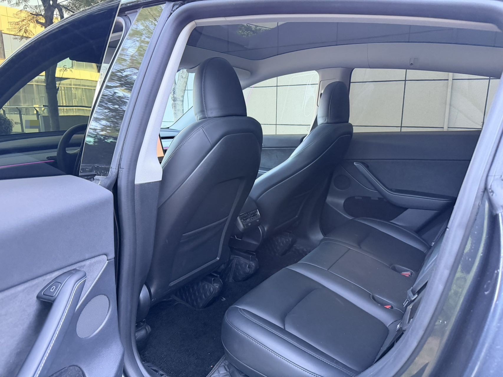 Tesla Model Y 2024 #5 Tesla Model Y 2024 imagen de coche #5