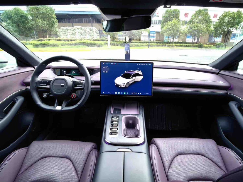 MI SU7 2025 car image #5