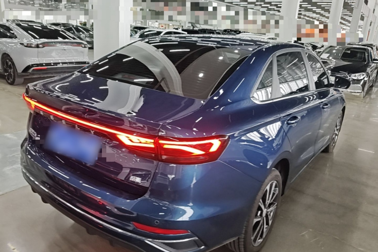 GEELY Emgrand 2025 #7 GEELY Emgrand 2025 image de voiture #7