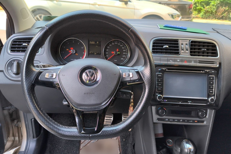 Volkswagen Polo 2014 #12 Volkswagen Polo 2014 car image #12
