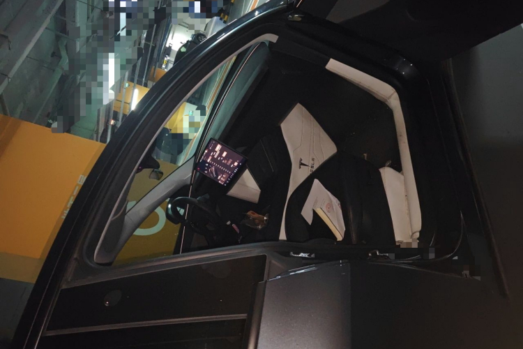 Tesla Model Y 2025 car image #27