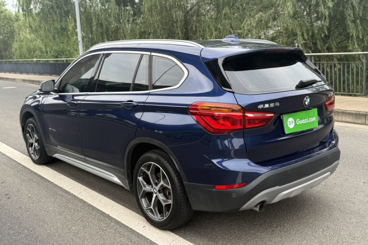 BMW X1 2018 #4 BMW X1 2018 car image #4