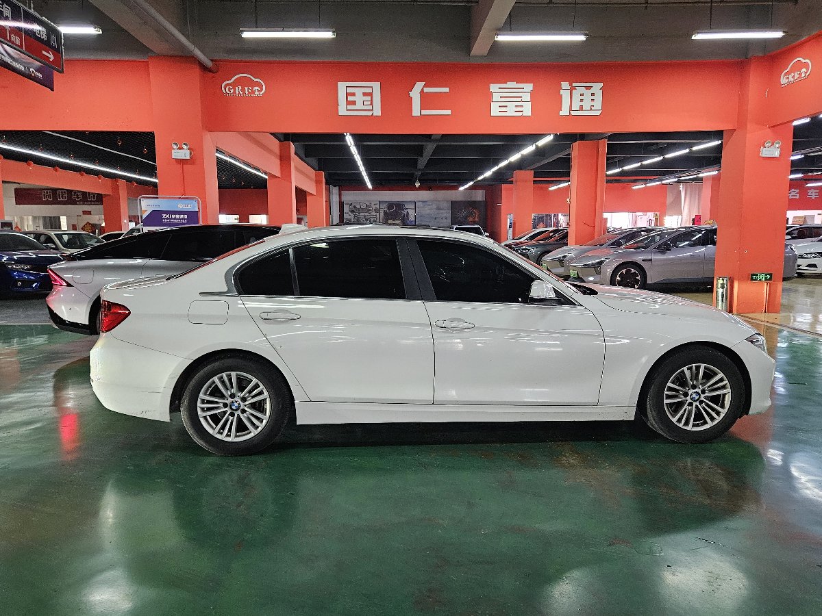 BMW 3 Series 2012 car image #4