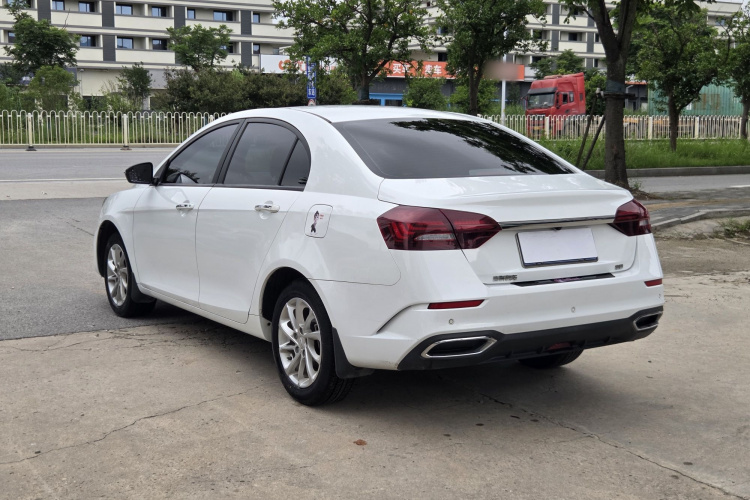 GEELY Emgrand 2021 #8 GEELY Emgrand 2021 car image #8