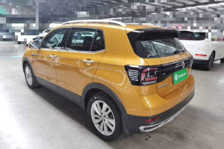 Volkswagen T-Cross 2020 #5 Volkswagen T-Cross 2020 car image #5