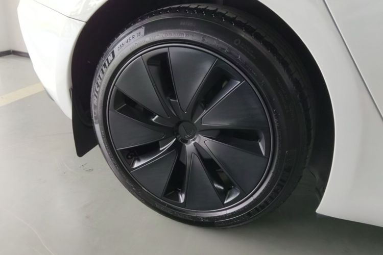 Tesla Model 3 2024 #10 Tesla Model 3 2024 car image #10