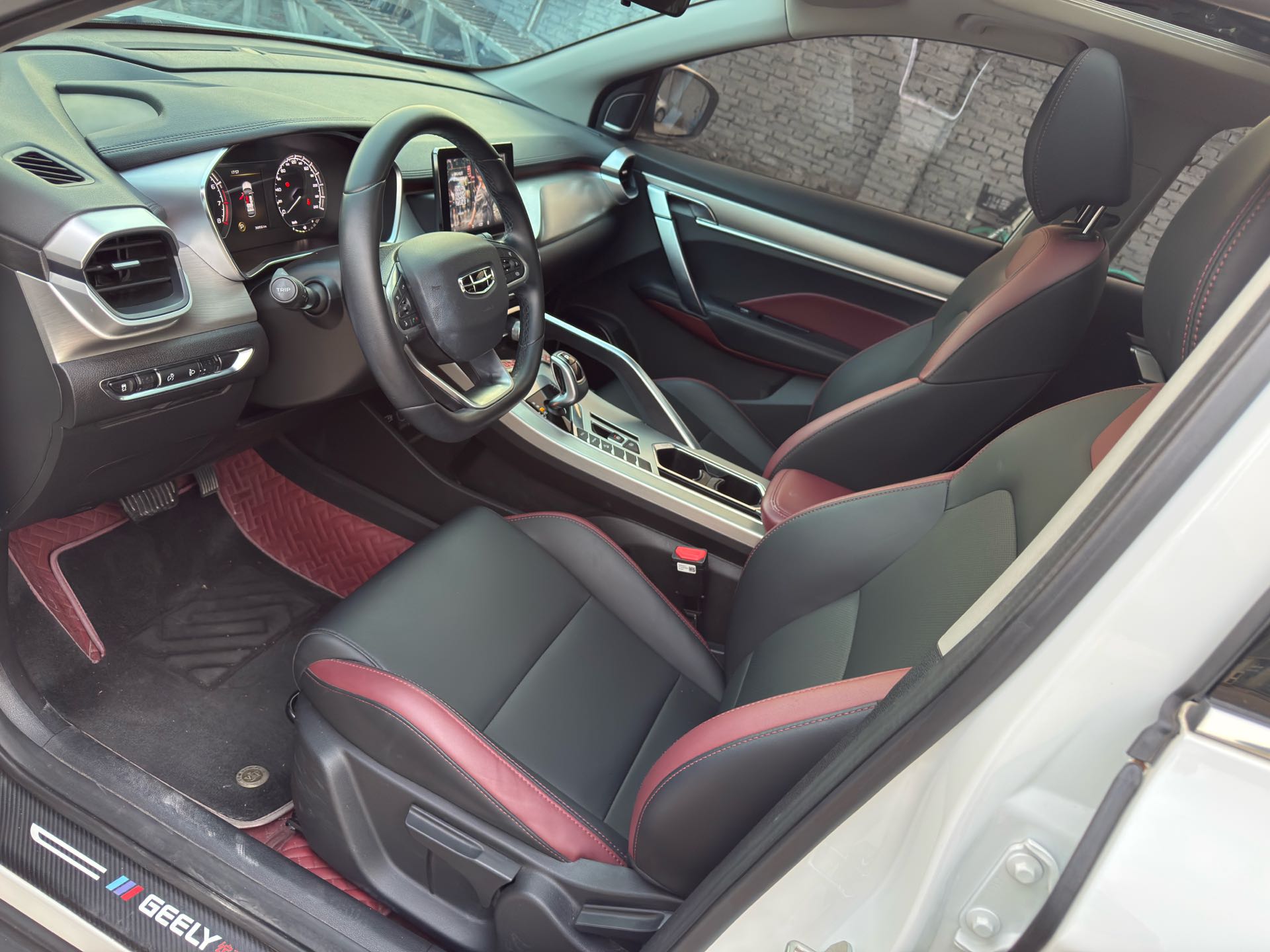 GEELY Coolray 2021 #2 GEELY Coolray 2021 car image #2