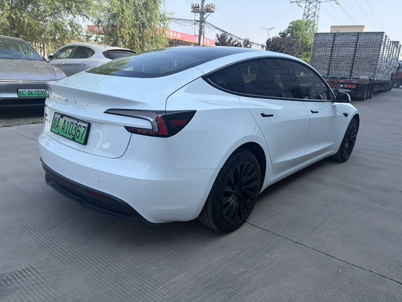Tesla Model 3 2025 #8 Tesla Model 3 2025 car image #8