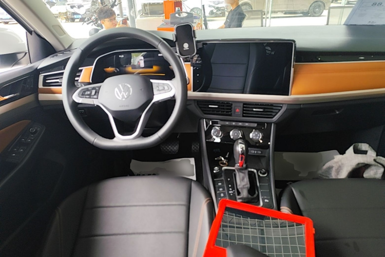 Volkswagen Bora 2024 car image #10