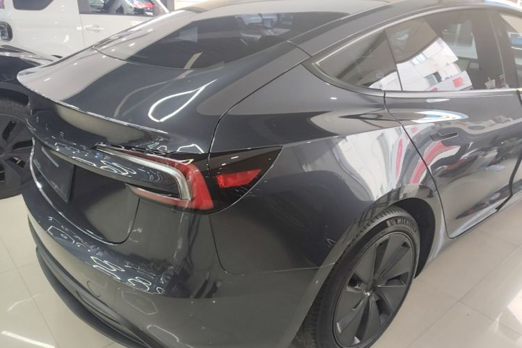 Tesla Model 3 2024 #7 Tesla Model 3 2024 car image #7