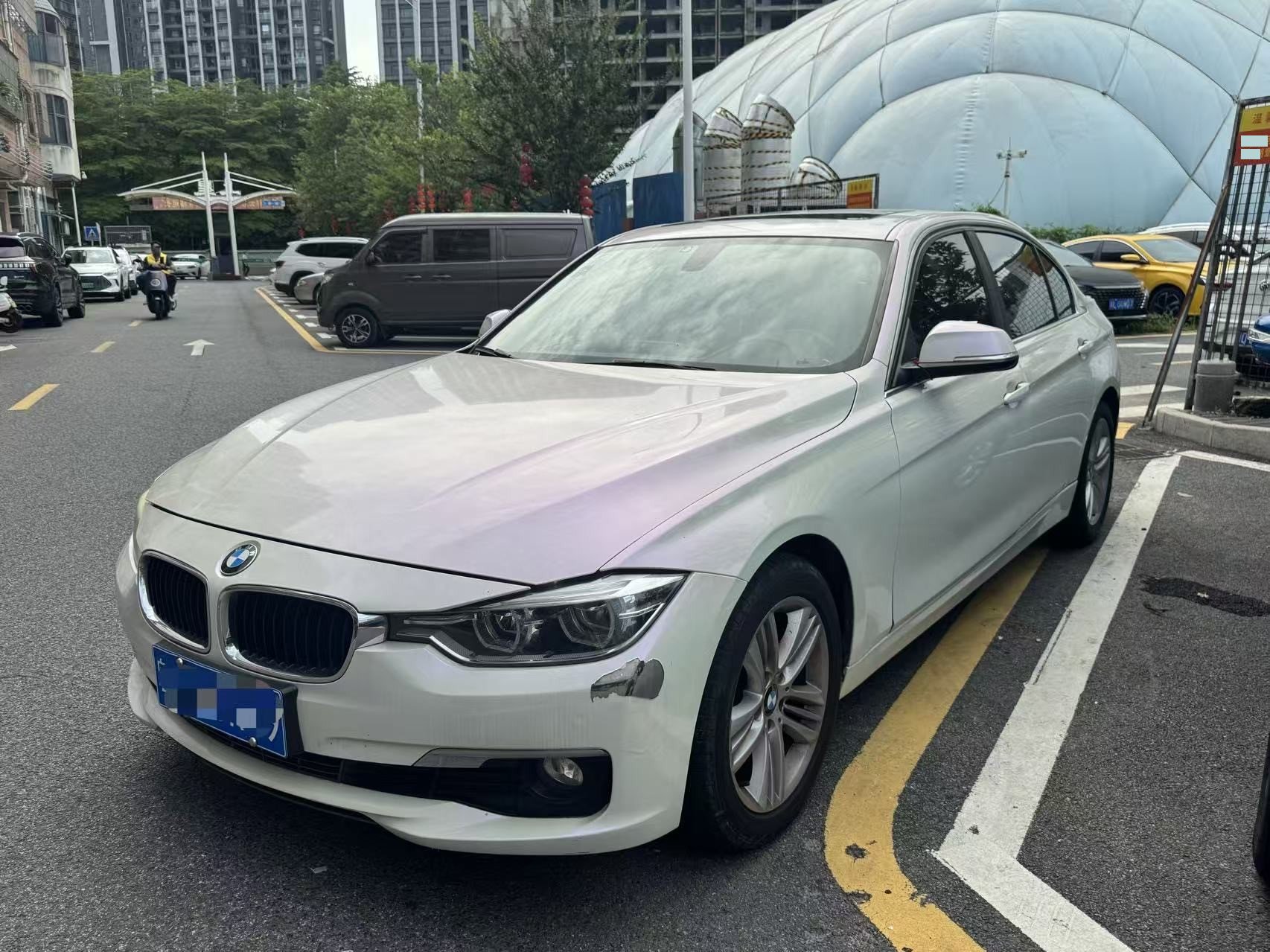 BMW 3 Series 2017 BMW 3 Series 2017 car image