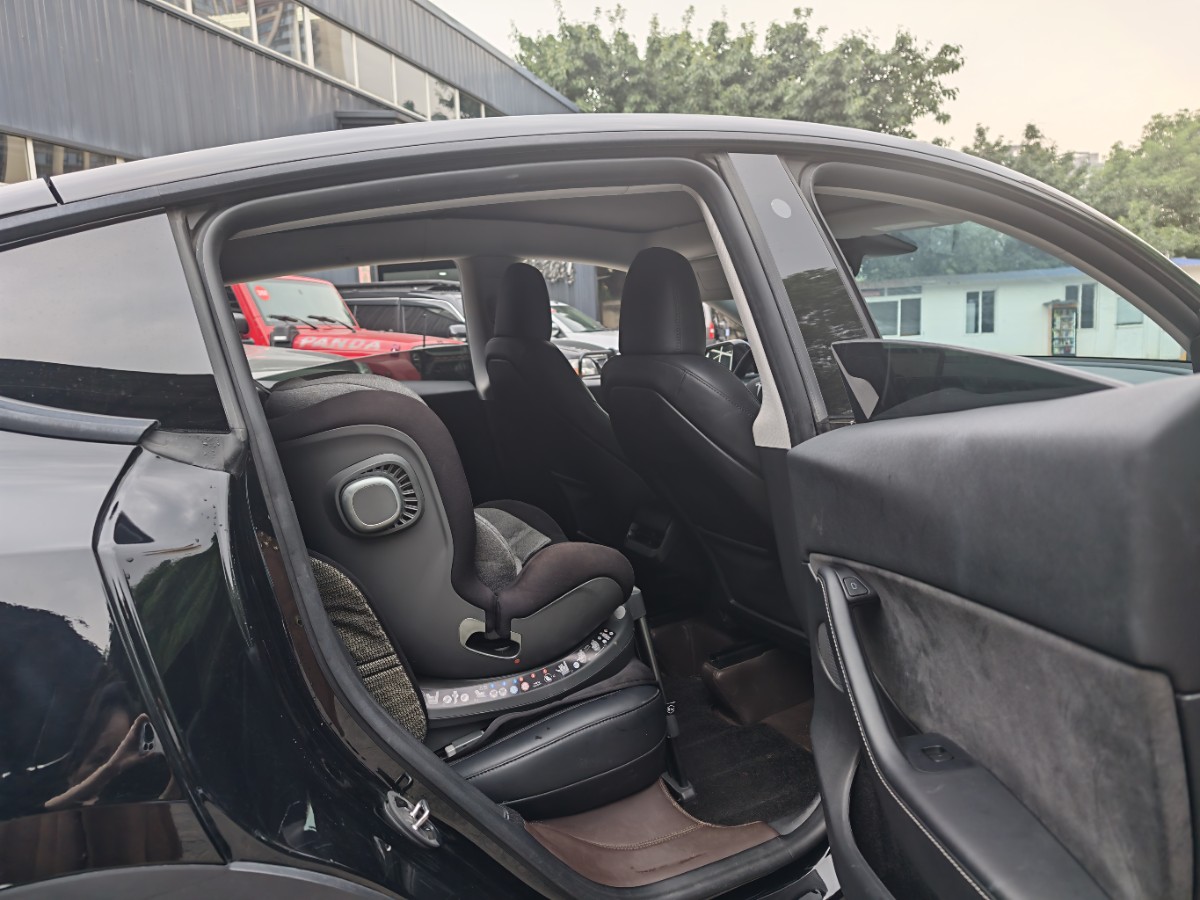 Tesla Model Y 2023 #8 Tesla Model Y 2023 immagine di auto #8