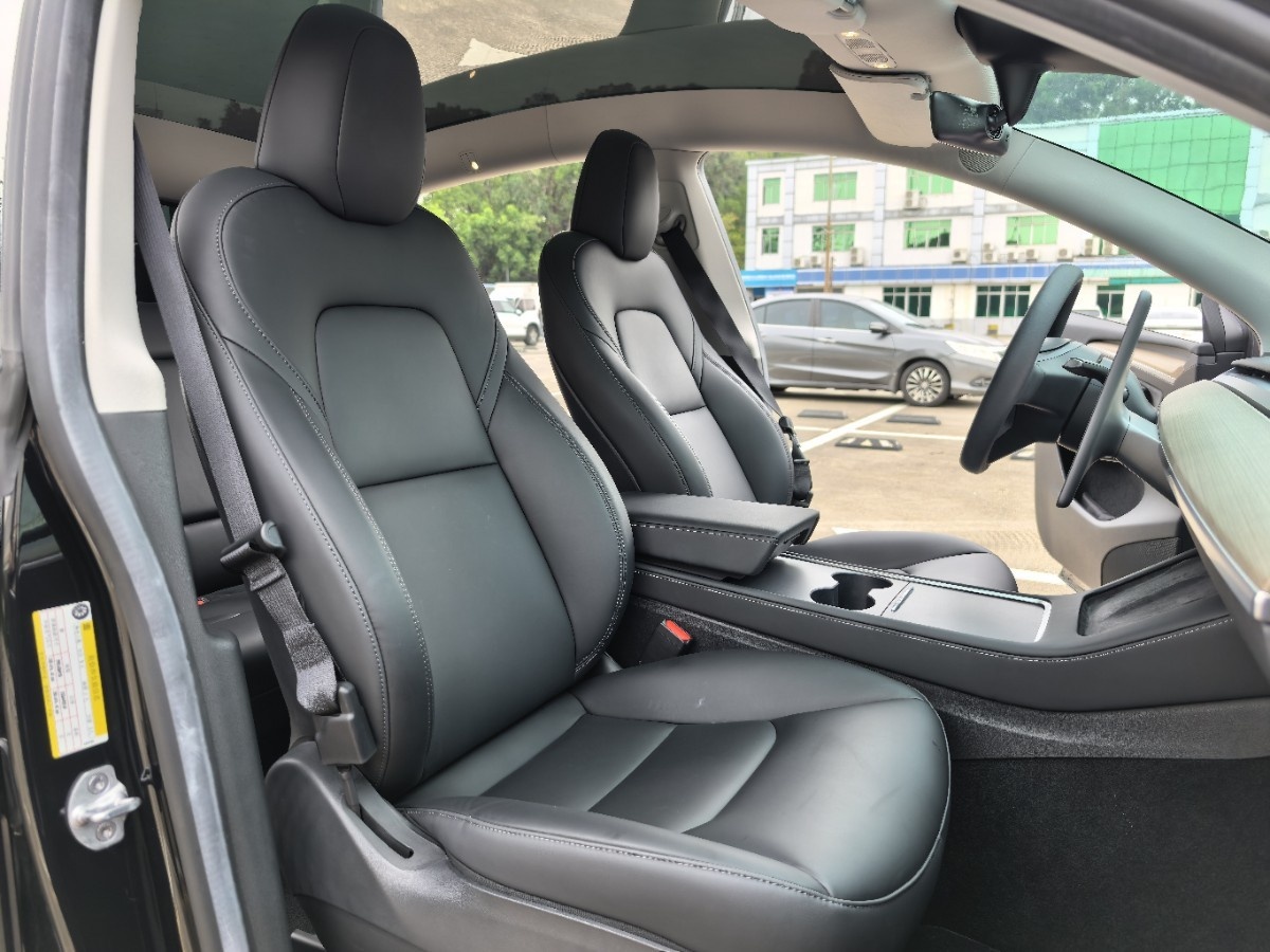 Tesla Model Y 2022 #7 Tesla Model Y 2022 car image #7