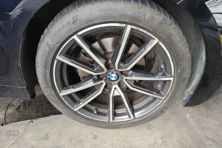 BMW 3 Series 2022 #9 BMW 3 Series 2022 car image #9