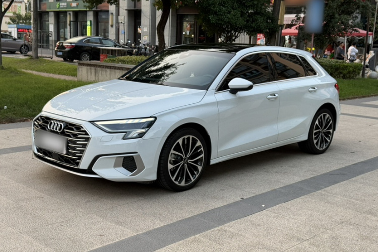 Audi A3 2024 صورة سيارة #2