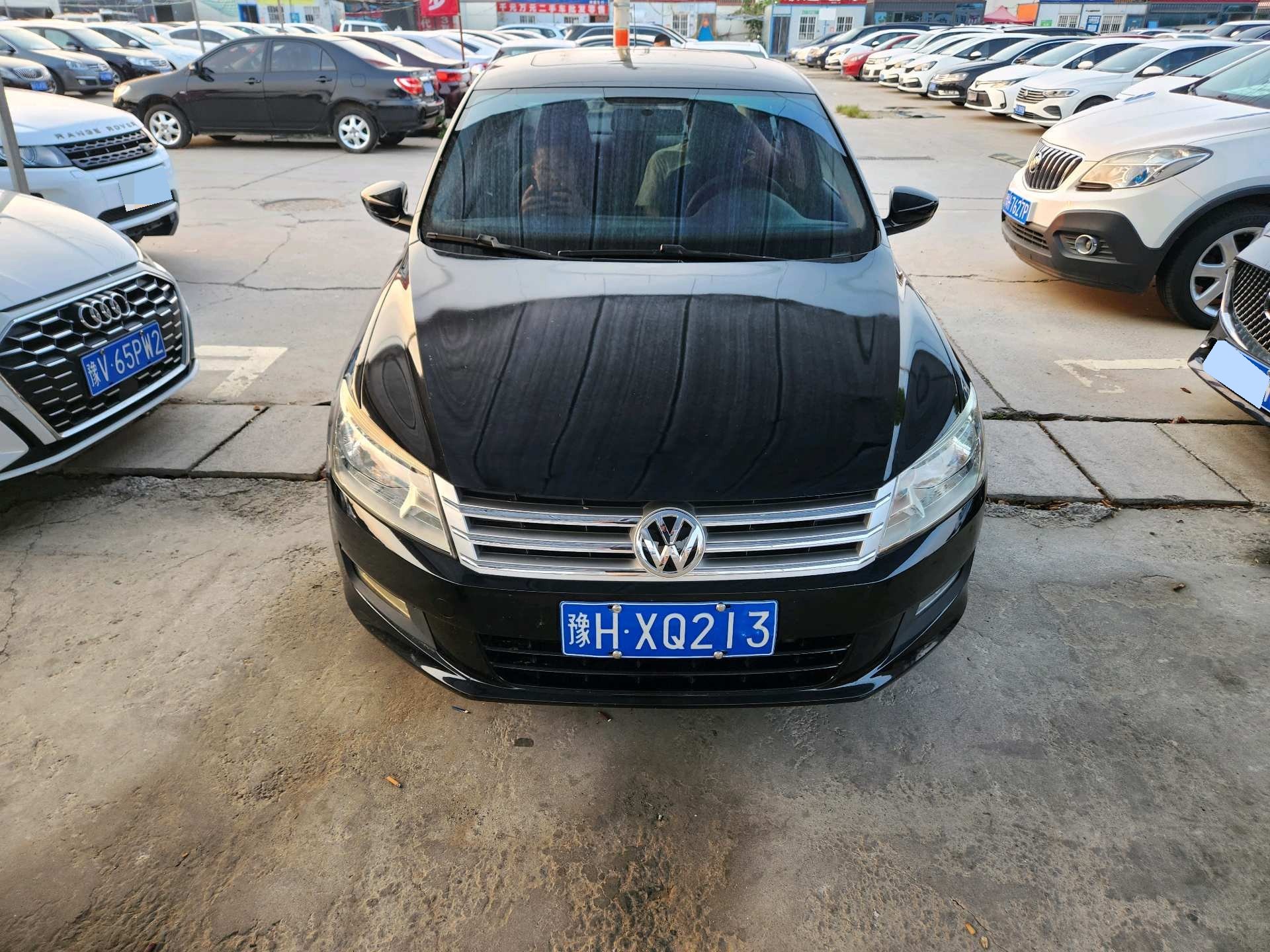 Volkswagen Santana 2015 car image #2