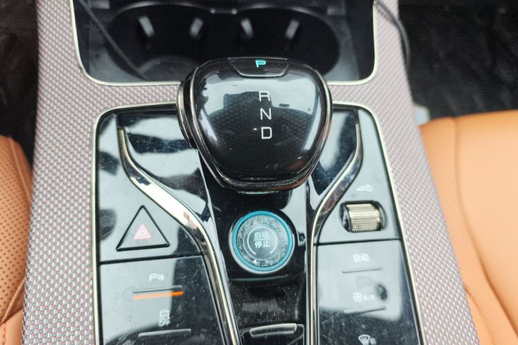 BYD Han 2022 car image #14