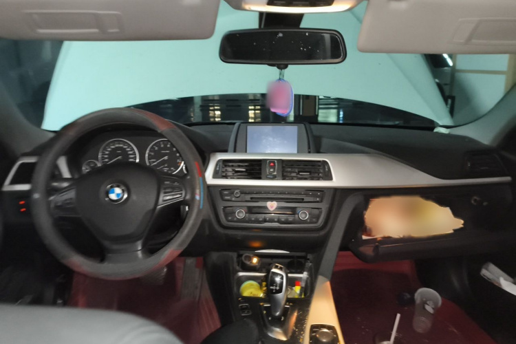 BMW 3 Series 2015 car image #12