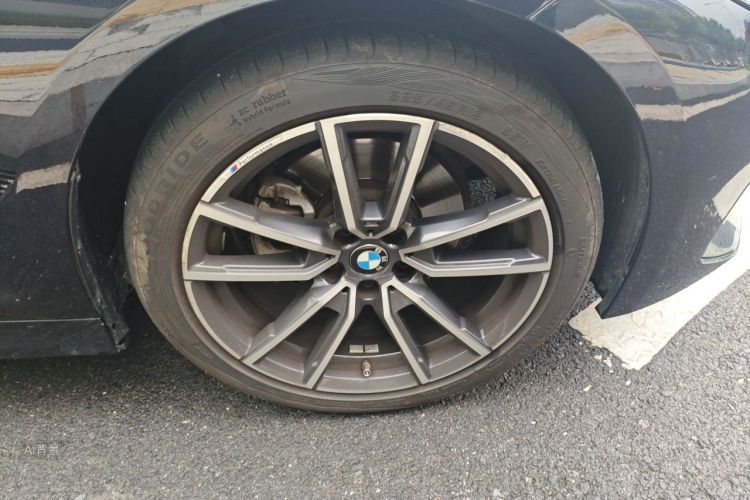 BMW 3 Series 2022 #9 BMW 3 Series 2022 car image #9