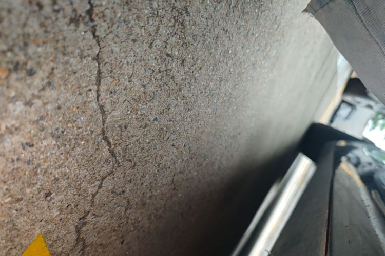 Tesla Model 3 2023 car image #26