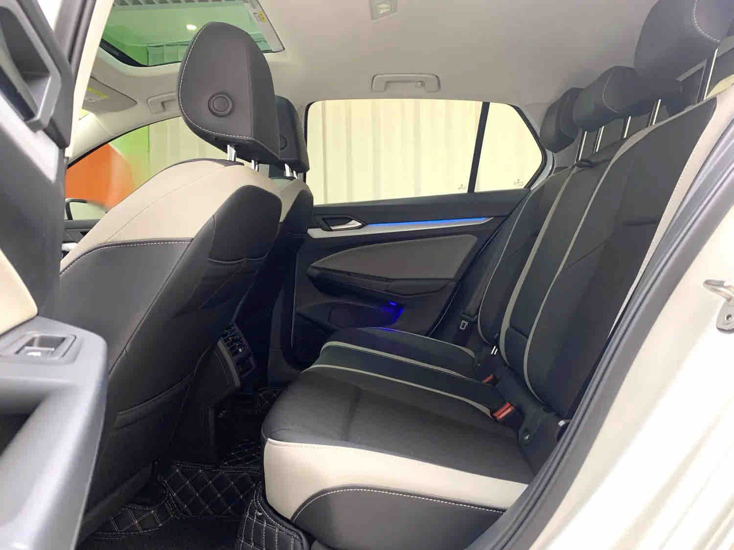 2022 #10 2022 immagine di auto #10