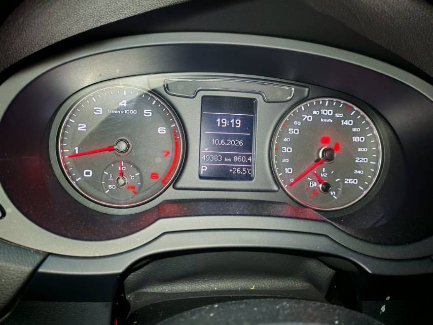Audi Q3 2016 #5 Audi Q3 2016 car image #5
