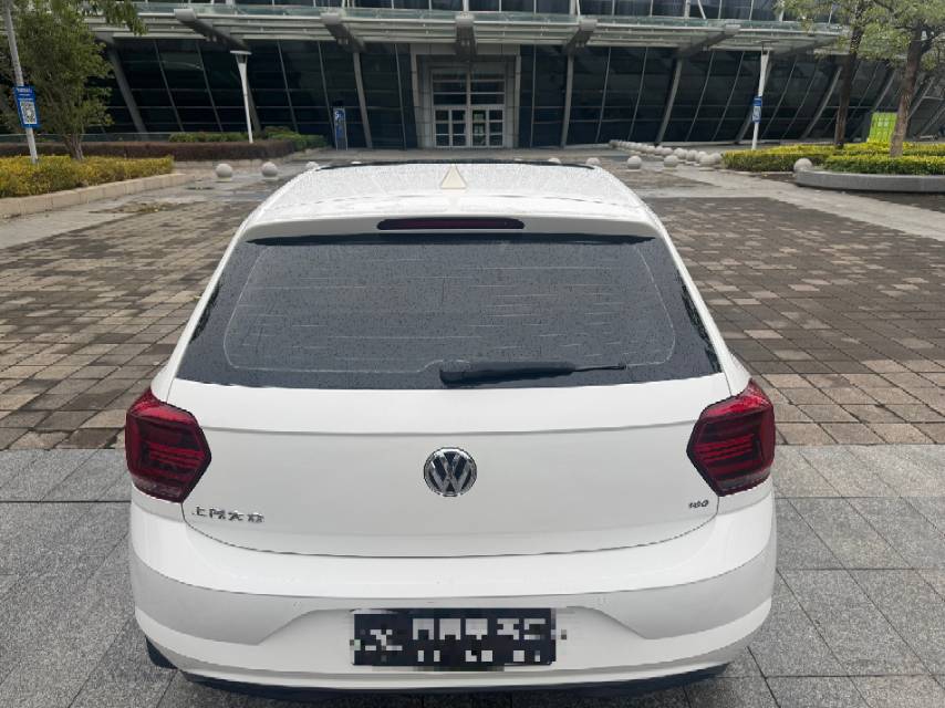 Volkswagen Polo 2021 car image #5