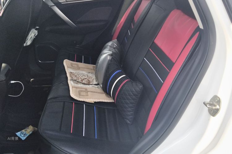 GEELY Coolray 2024 immagine di auto #14