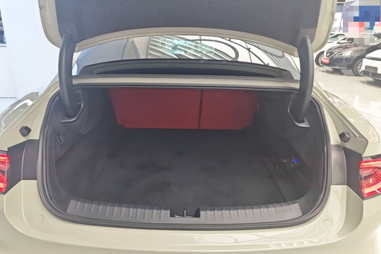 MI SU7 2025 car image #19