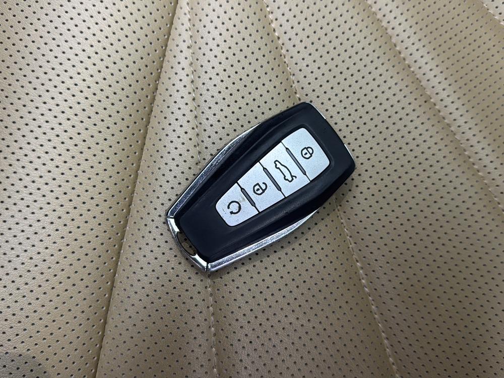 GEELY Boyue L 2023 car image #11