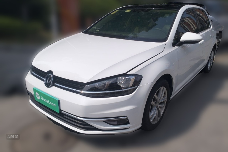 Volkswagen Golf 2018 car image #2