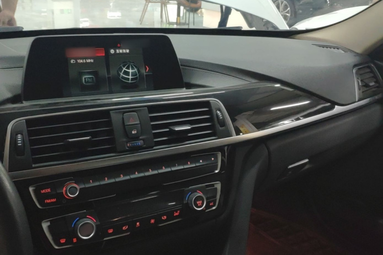 BMW 3 Series 2018 #10 BMW 3 Series 2018 imagen de coche #10