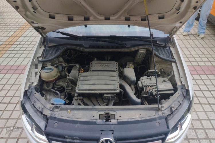 Volkswagen Polo 2015 изображение автомобиля #22