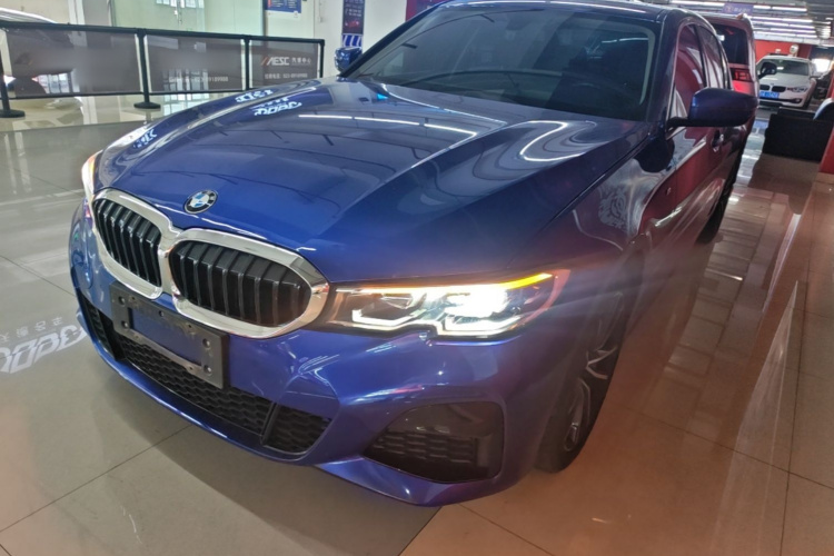 BMW 3 Series 2021 #2 BMW 3 Series 2021 car image #2