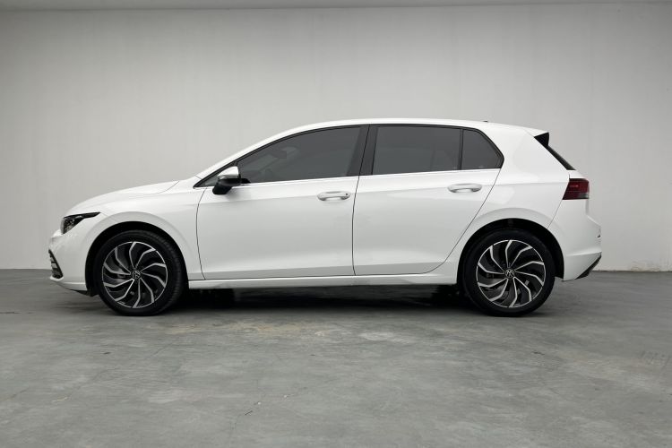 Volkswagen Golf 2023 #11 Volkswagen Golf 2023 car image #11