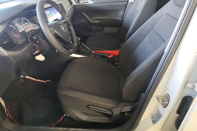 Volkswagen Polo 2020 car image #15